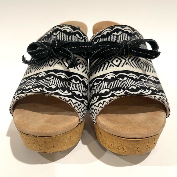 Reba McEntire Wedge Slip-on - Size 8M - Picture 2 of 7